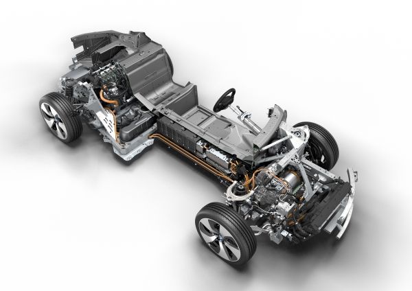 BMW i8 motor roka 2016