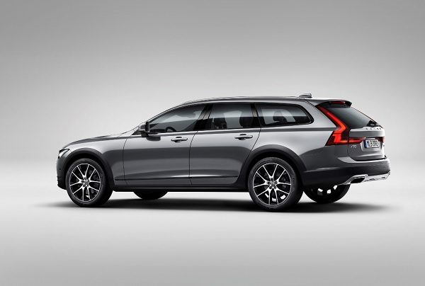 volvo-v90